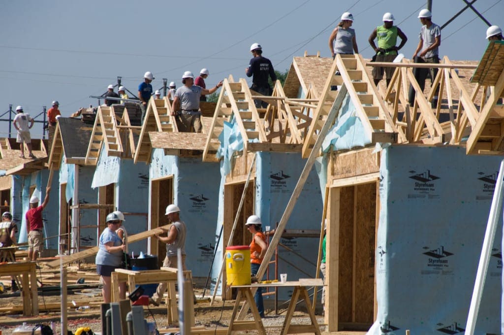 CEDAR RAPIDS, IOWA, USA (6/16/09)-During the 2009 Americorps Build-a-Thon, 500 Habitat for Humanity Americorps members and alumni helped 20 families build houses in the community hardest hit by the Iowa floods of 2008.  © Habitat for Humanity International/Ezra Millstein