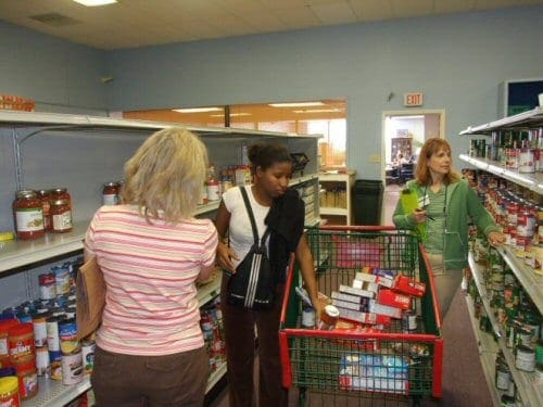 food-pantry-hosts-and-shopper